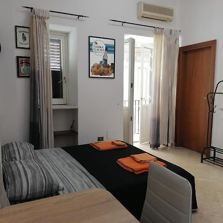 Hotel A Due Passi Appartament Palermo Exterior foto