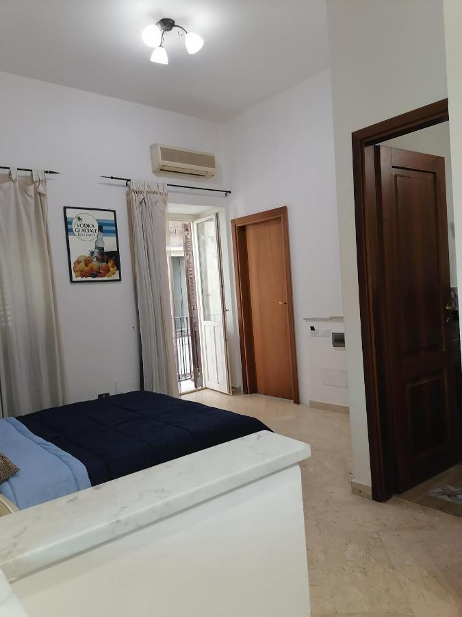 Hotel A Due Passi Appartament Palermo Exterior foto