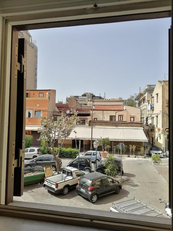 Hotel A Due Passi Appartament Palermo Exterior foto